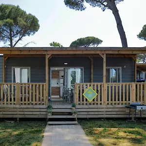 camping-village-fabulous.it-romehotels.com/
