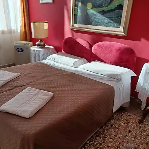 Princess Canal View Apartment