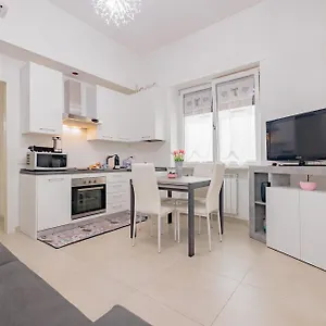 La Casa Di Alessia Nel Centro Di - Alessiatravelling Сasa de vacaciones