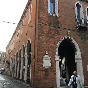 Alojamento de Acomodação e Pequeno-almoço Antico Mercato, Veneza
