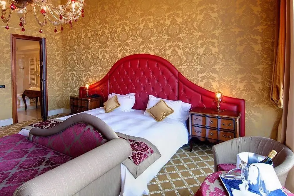 Pesaro Palace Venice Hotel