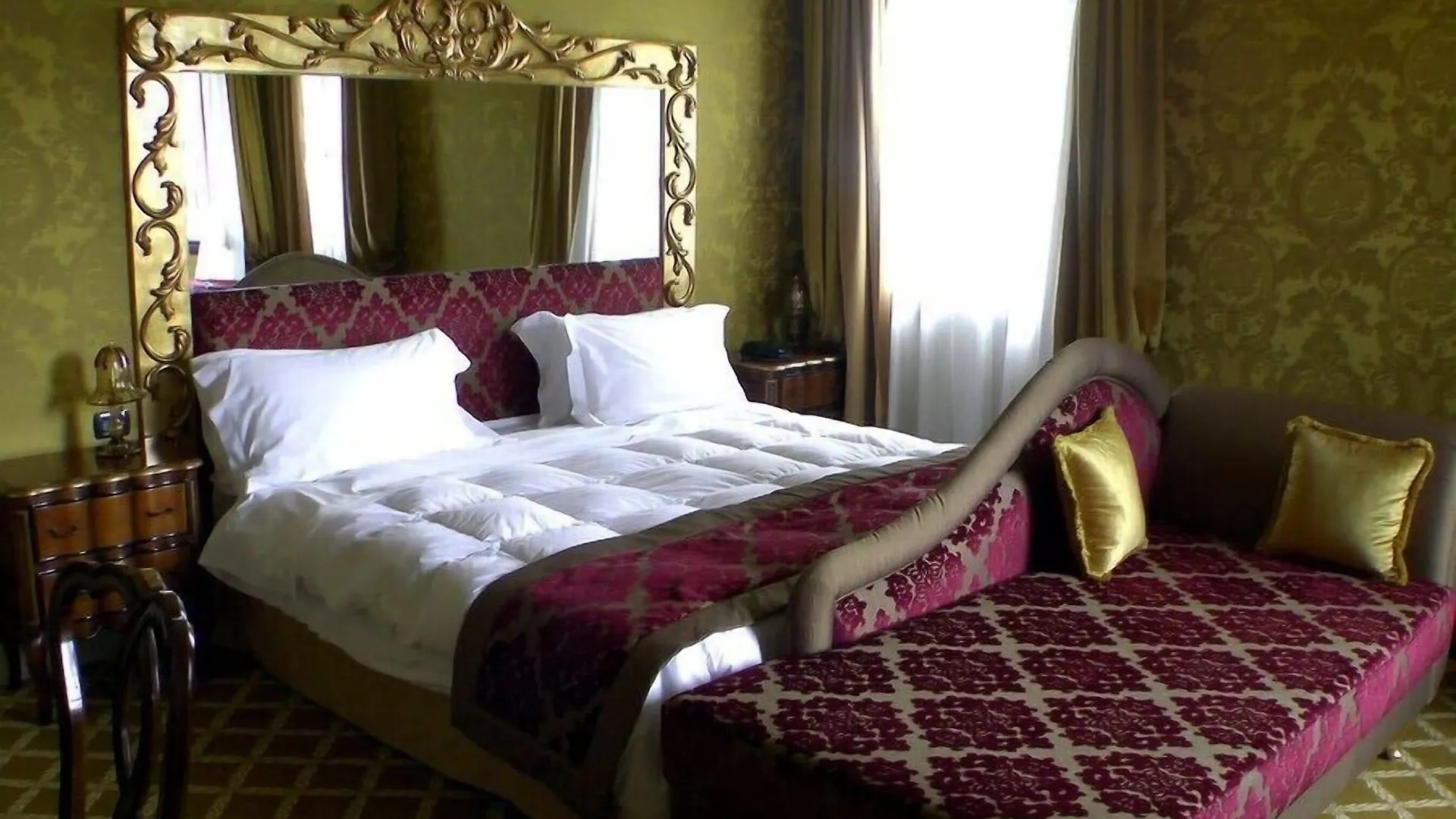 Hotel Pesaro Palace Venice