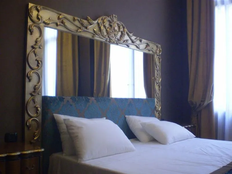Pesaro Palace Venice Hotel