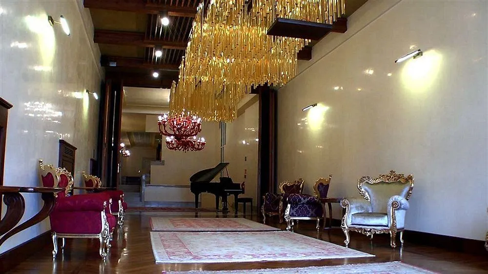 Pesaro Palace Venice Hotel