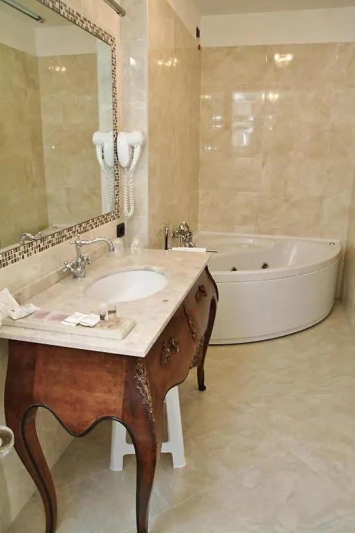 Hotel Pesaro Palace Venice